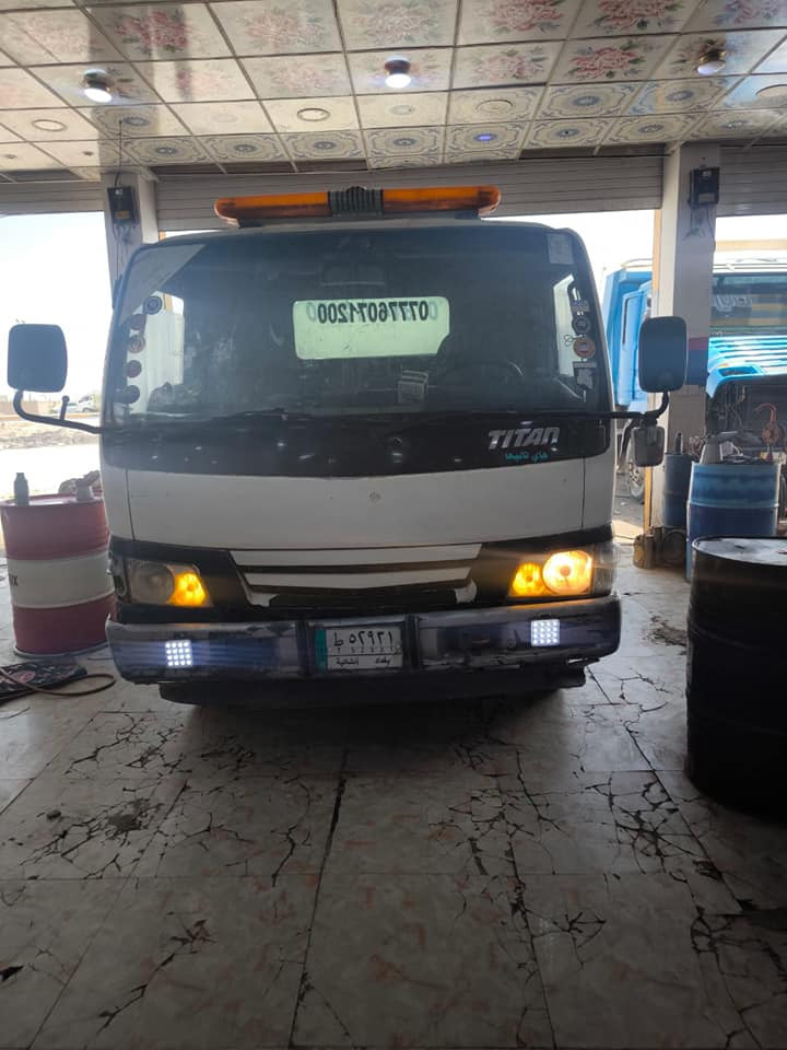 السلام عليكم سطحة اسوزا 2000 مكينة وكير وحدادة وكلشي مكفول وعلى حسب الأصول راس مازدة  شغاله وجاهزه للعمل حركتين ماطور سحب  وتنزيل ورفع 
مكان السياره الزبير فلكة السيطرة البحريه البيع لعدم التفرغ جاهزه للتحويل 
السعر 125
*********** البصرة, العراق
