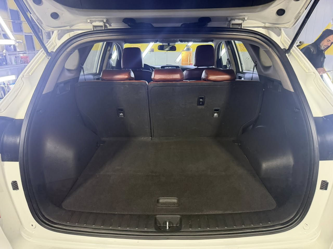 توسان 2020 فول مواصفات قماره حديد للبيع..اتصال ***********
