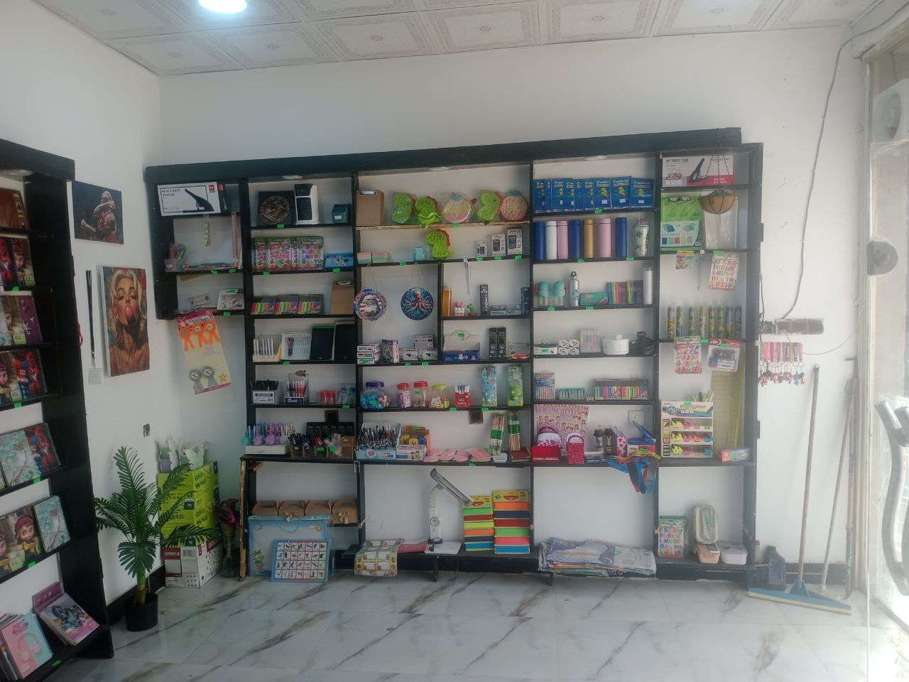 السلام عليكم اغراض مكتبه للبيع تنباع كلها او اقسام  مكتبه كامله متكامله الاستفسار خاص


**إذا كنت صاحب هذا الإعلان وتريد حذفه لأي سبب، رجاءا أرسل رسالة إلى الدعم الفني**