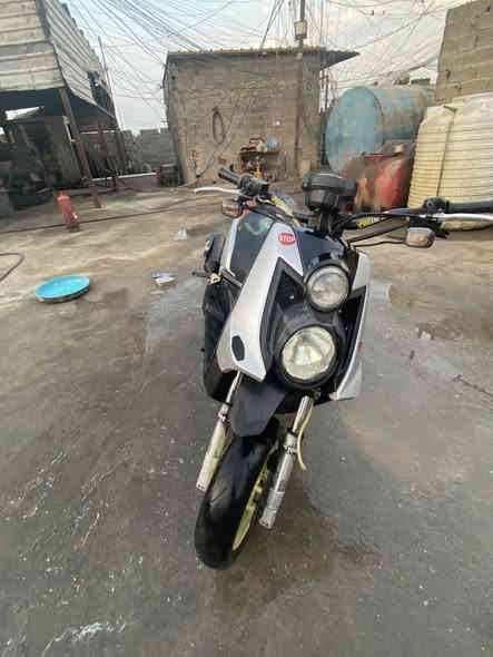 سكنس جبلي  
السلام عليكم سكنس جبلي كامله مكفوله عام بيها ملجات رياضي تشك الكاع بس الكلجات سعرهم450 من بره صالنصه رياضي كاتم اصليه بيها تزويدات خفيفه الدراجه شلعه ومعدل شرط تشك الكاع بل مشي المكينه مكفوله لا نضوح ولا تبخير ولا تنقيص جيب وياك شكو فيتر تعرفه الدراجه ما مفتوح بيها برغي السعر 1200 يعني مليون وميتين *********** موجود واتساب او اتصال فقط
