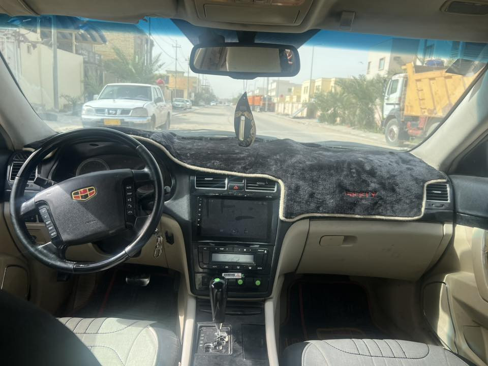 السلام عليكم
ام كراند c8
2013
مصبوغه حزام 
صاحب سياره يريد تحويل سنويه ل٢٠٢٧
رقم نجف عنوان السياره النجف 
السعر ((٥٤)) وبيه مجال 
مكلف بنشر ستفسار ع رقم 

***********
