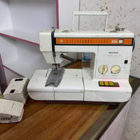 مكينة برذر كومبال خياط فقط نظيفة جدا سعر الواحدة ٥٥ ألف 07733987257