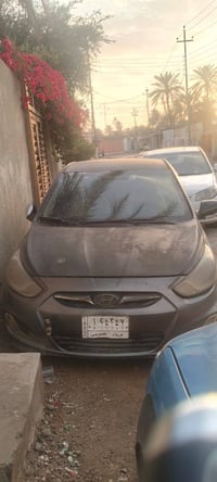 سياره اكسنت 2012 للبيع السياره تنباع واقع حال بيه قطع صبغ بنيد وجاملغ ...