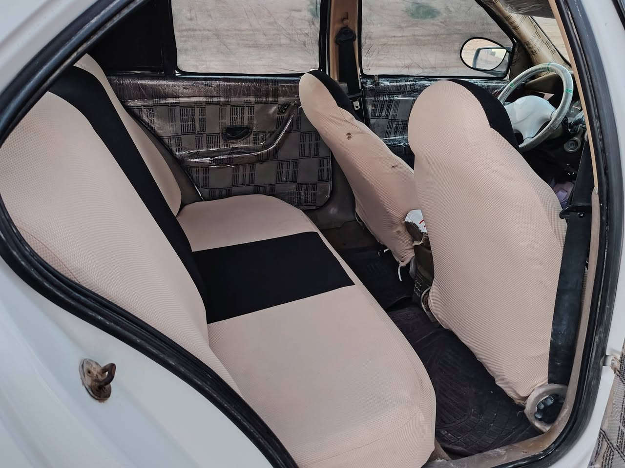 سلام عليكم سياره سمند مديل 11 ناطق سيارة مكفوله من ضربه وتبديل وصبغ بيهه صبغ بس الدوس أثر خياس الباقي مكفوله رقم مثنى انكليزي مداور ثاني يوم سنويه جديده الغايه 30 مكينه وكير وحداديه وتخم تاير كهربئيات كله جديد تبريد ثلج سعر 35 وبيه مجال للشراي مكان السياره دوانيه قضاء غماس مراوس اراوس حسب القناعه رقمي بي واتساب ***********
