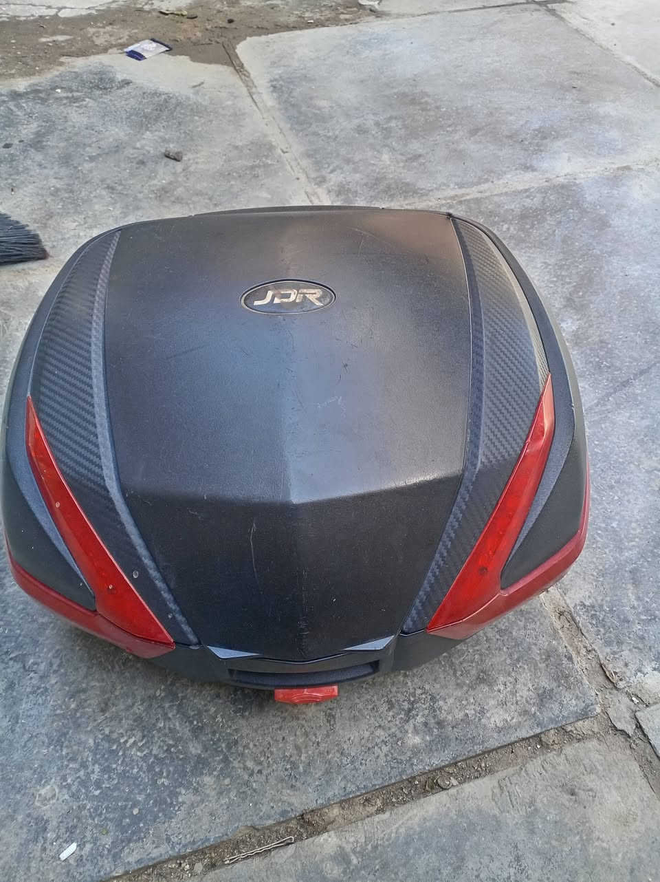 السلام عليكم للبيع السعر ٤٠ وبيه مجال بغداد العبيدي هاتف *********** ابو احمد
