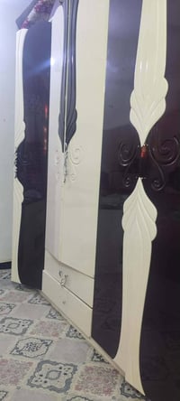 غرفة • نظيفه • بيه مجال