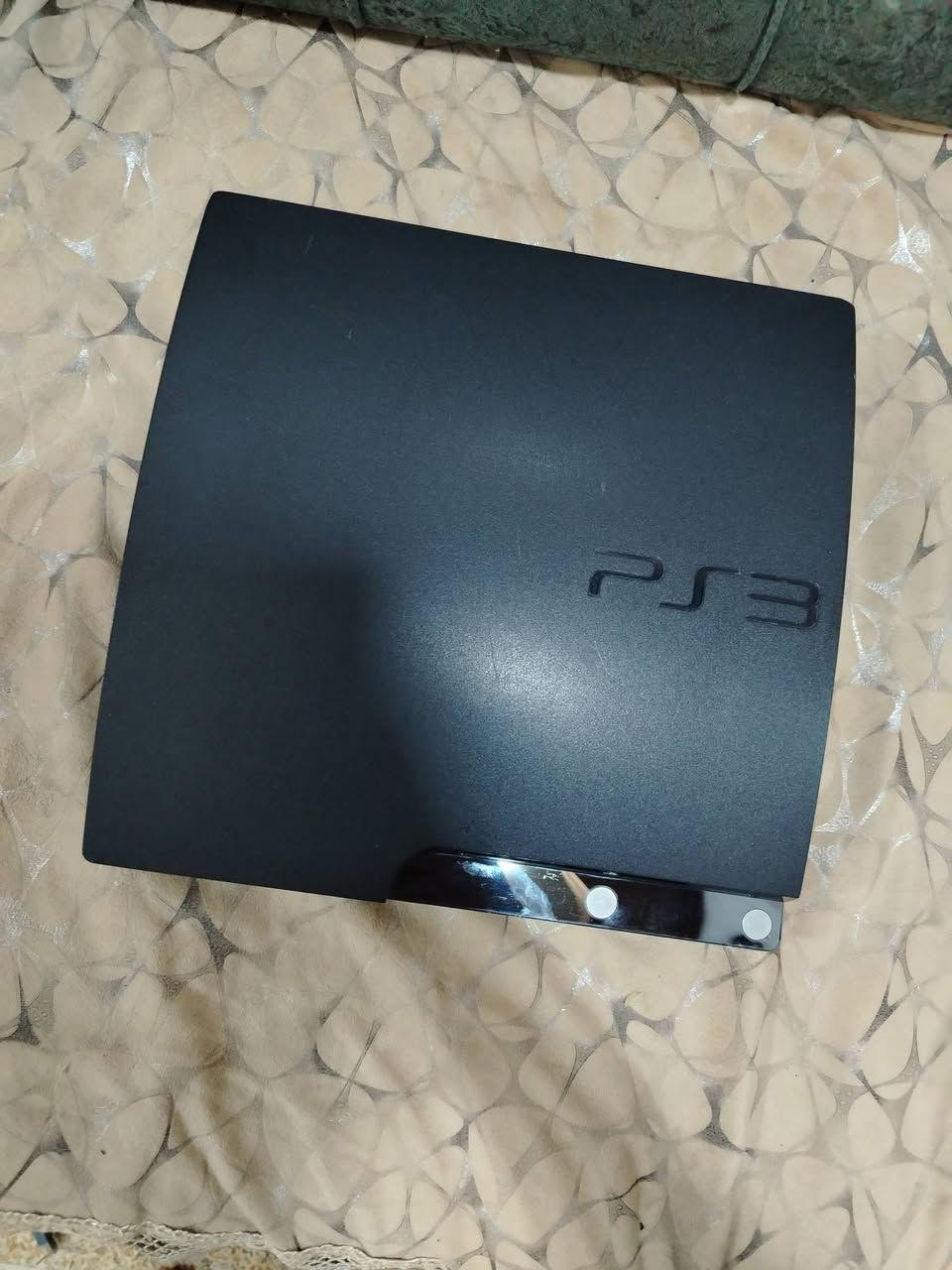 السلام عليكم
بلي 3 سلم 
Playstation 3Slim

جهاز مستعمل (باله) 

مفتوح 

هارد 300گيگا 

يحتوي على ثلاث العاب 

للسعر التواصل على الخاص


**إذا كنت صاحب هذا الإعلان وتريد حذفه لأي سبب، رجاءا أرسل رسالة إلى الدعم الفني**