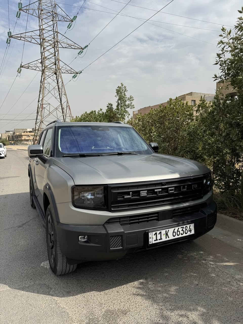 جيتور T1 – موديل 2026   لكجري - وكالة هارلم ضمان 10 سنوات
ماشيه 4 الاف فقط 
السيارة مغلفه ppf طافي ابو ال18 ورقه ضمان الppf  ثمان سنوات
 الموديل: 2026
 الممشى: زيرو
الضمان: هارلم 10 سنوات
 المحرك: 2000 تيربو – 4 سلندر
الويلات: 19 إنش

• ناقل حركة أوتوماتيك DCT متطور
• شاشة وسطية ضخمة + عدادات رقمية
• كاميرات 540 درجة عالية الدقة
• حساسات أمامية وخلفية
• تشغيل بصمة + دخول ذكي
• مثبت سرعة
• إضاءة LED أمامية وخلفية
• شحن لاسلكي
• نظام ملاحة + بلوتوث + USB
• مقاعد جلد فاخرة مع تحكم كهربائي
• فتحة سقف بانوراما
• أنظمة أمان كاملة ABS / EBD / ESP
• تصميم داخلي واسع مع جودة عالية
🔥 سيارة SUV حديثة، قوية، اقتصادية، وبضمان لا يُقارن لمدة 10 سنوات!

السعر 237$ 
المكان السيديه بغداد
***********
وبي واتس اب
