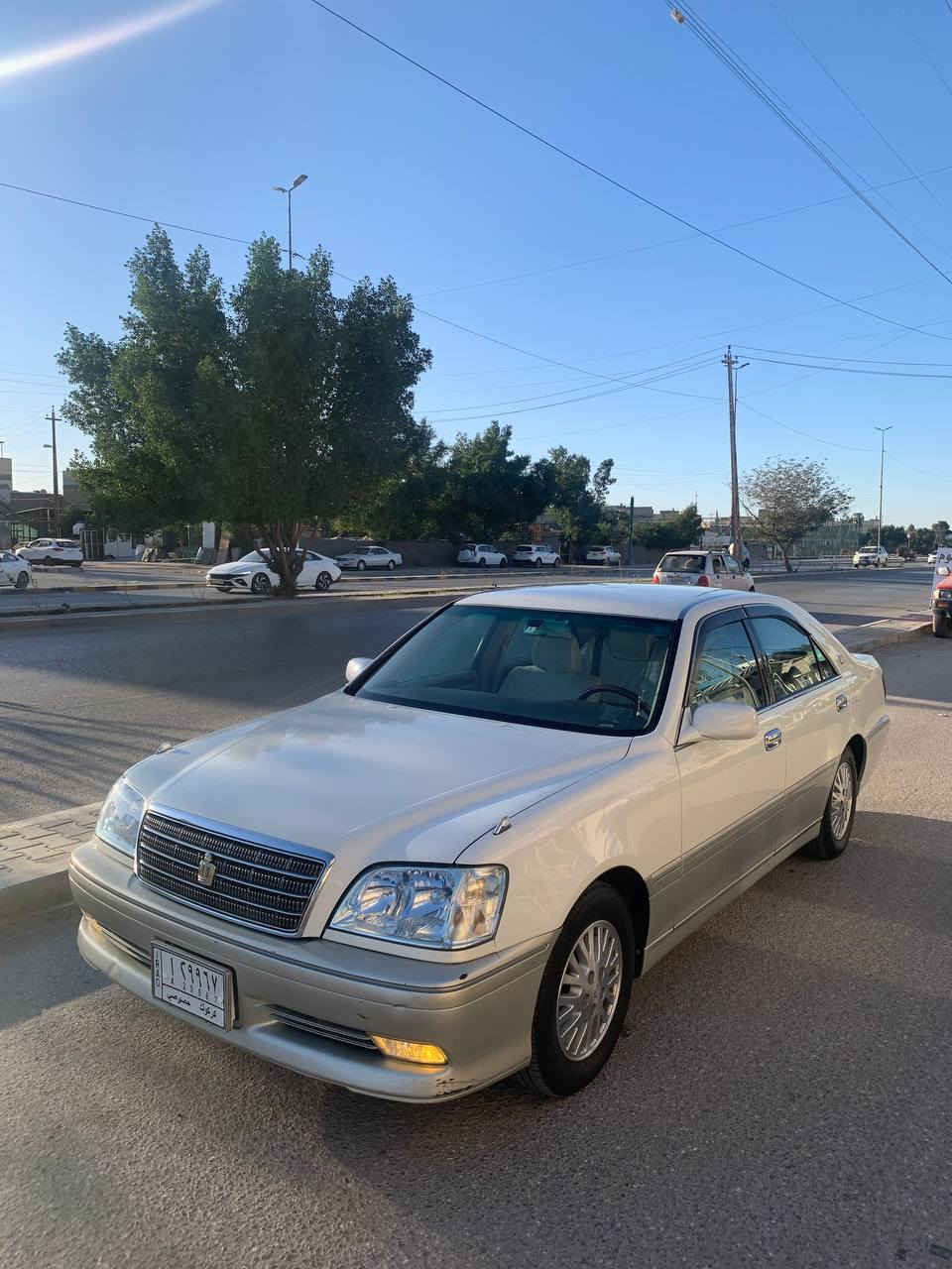 ملكه      Toyota Crown Royal
& كفاله عامه عراق ويابان 
& مدفوع الكمرك والضريبه قرصها واصل كل المحافظات دك حاسبه وين مايعجبك بأسم شخص مو تاجر 
& مديل 2003
& قرار 48 تسجيل جديد
& شاصي 71 مكينه 2000 الاقتصاديه ماكو اصراف ولا ادونز
& تحوير النجف فوك وجوه دشبول عارف العيساوي 
& حجر البيئه موجود
& كرستال اصل 
& حداديه أماميه خلفيه جدد 
& دكمتين برده خلفيه 
& تدفئه تبريد 
& درگه صاج
& نضام مانع انزلاق 
& السياره ع البلاد بالكامل
مكان السياره النجف 
السعر 105 وبيها مجال قليل
***********
اتصال فقط
