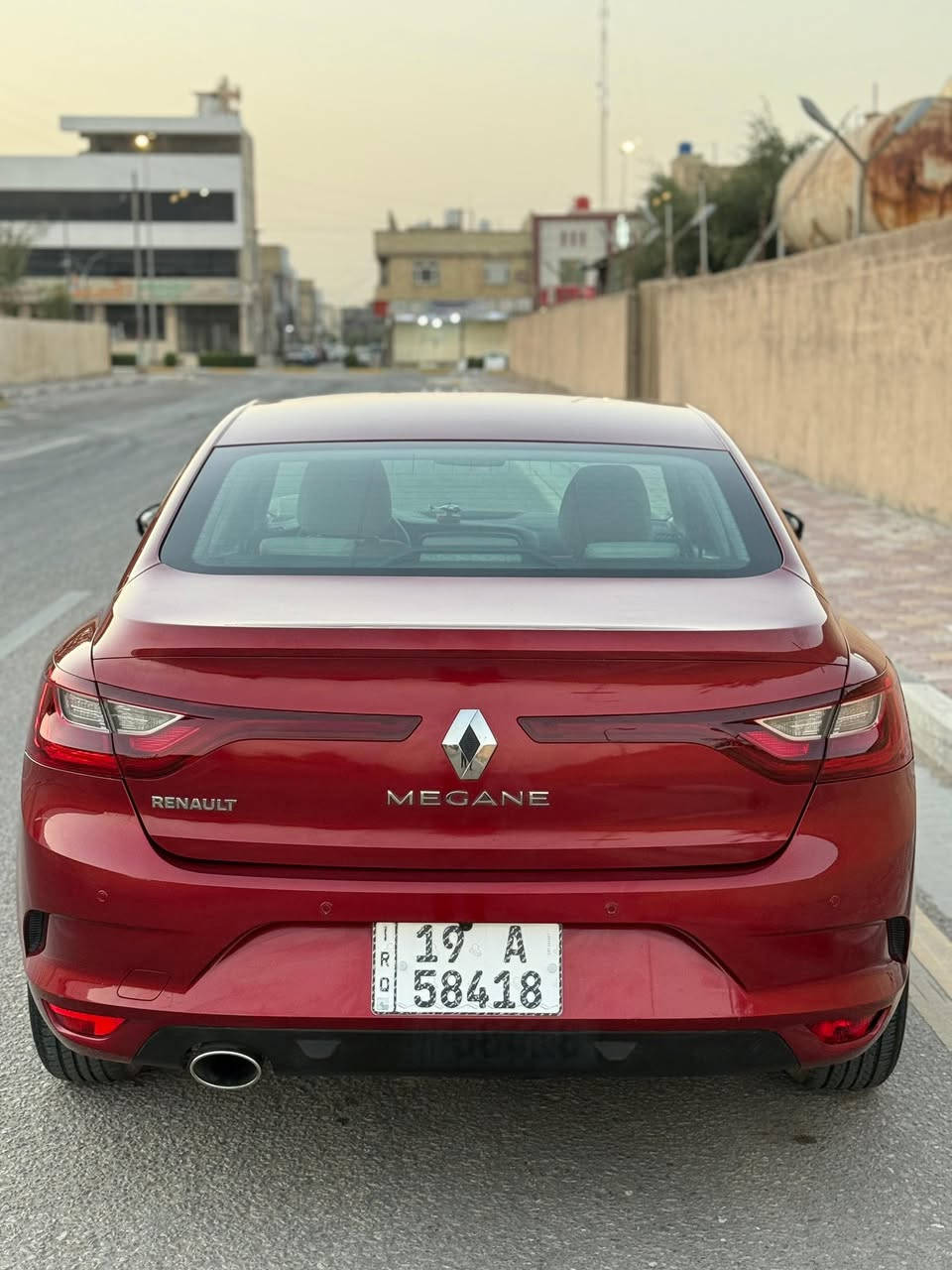 رينو ميجان الشركة العامه 2020 
رقم كربلاء الدولي تحويل مباشر 
عداد المسافه : 43 الف km
حجم المحرك : 4 سلندر 1600 دوش
المواصفات .. شاشة أندرويد - كامره خلفيه 
تحكمات ستيرن - حساس خلفي 
حساس ضغط الإطارات 
السياره كفاله بيها الدوس صبغ فقط 
السعر 105ورقه للاستفسار الاتصال
*********** مهندس حسين
كربلاء / حي الحسين
شركة_المتحدة_لمزادات_السيارات_وقطع_الغيار
