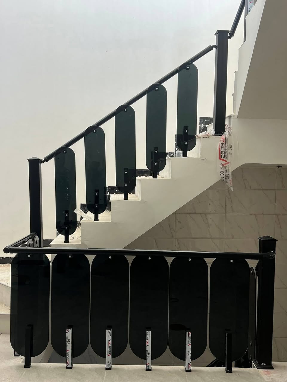 ***********اتصال +واتساب
***********اتصال +واتساب 
الموقع: ذي قار جميع اقضيه ونواحي  
يوجد لدينا جميع الموديلات والتصاميم
يوجد انواع المحجرات 
محجر المنيوم مربع 3خوط جميع التصاميم 
محجر المنيوم دائري 4خطوط جميع انواع التصاميم 
محجر المنيوم دائري 3خطوط 
محجر المنيوم مربع شمعتين بل بايه جميع الاوان والتصاميم 
محجر جام 10ملم مسكرت ضد الكسر جميع الاوان 
(اسود +برونزي +شفاف) 
محجر عضم عاج جميع التصاميم والموديلات جميع الاوان 
محجر التصميم الايطالي جميع الموديلات 
افضل انواع الدنك 
دنك كرستال (كبير +صغير) دائري 
دنك كرستال (مربع ) جميع الاوان 
دنك مربع المنيوم جميع الاوان 
دنك دائري المنيوم جميع الاوان 
نعمل جميع اقضيه ونواحي ذي قار
