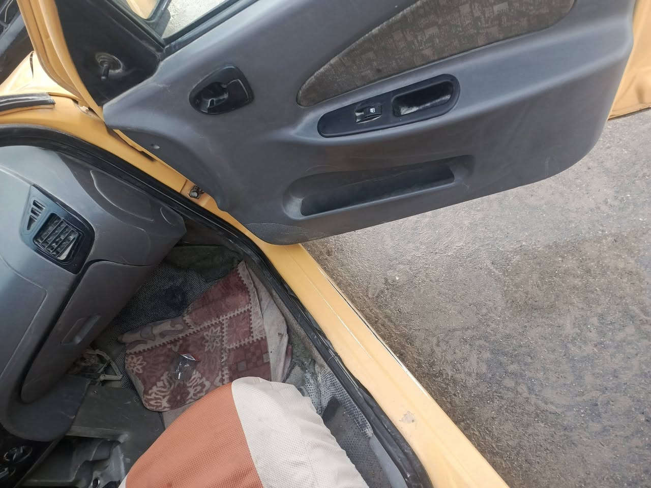 السلام عليكم ورحمه الله وبركاته 
طيبه موديل 2016رقم
 ذي قار راعيهه بالناصريه 
مصفره هئيه وغرامات 
بيه كير كيه برايد 
مبدل جاملغ جهه العبري وبيهه بخار من القبق26 وبيهه


**إذا كنت صاحب هذا الإعلان وتريد حذفه لأي سبب، رجاءا أرسل رسالة إلى الدعم الفني**