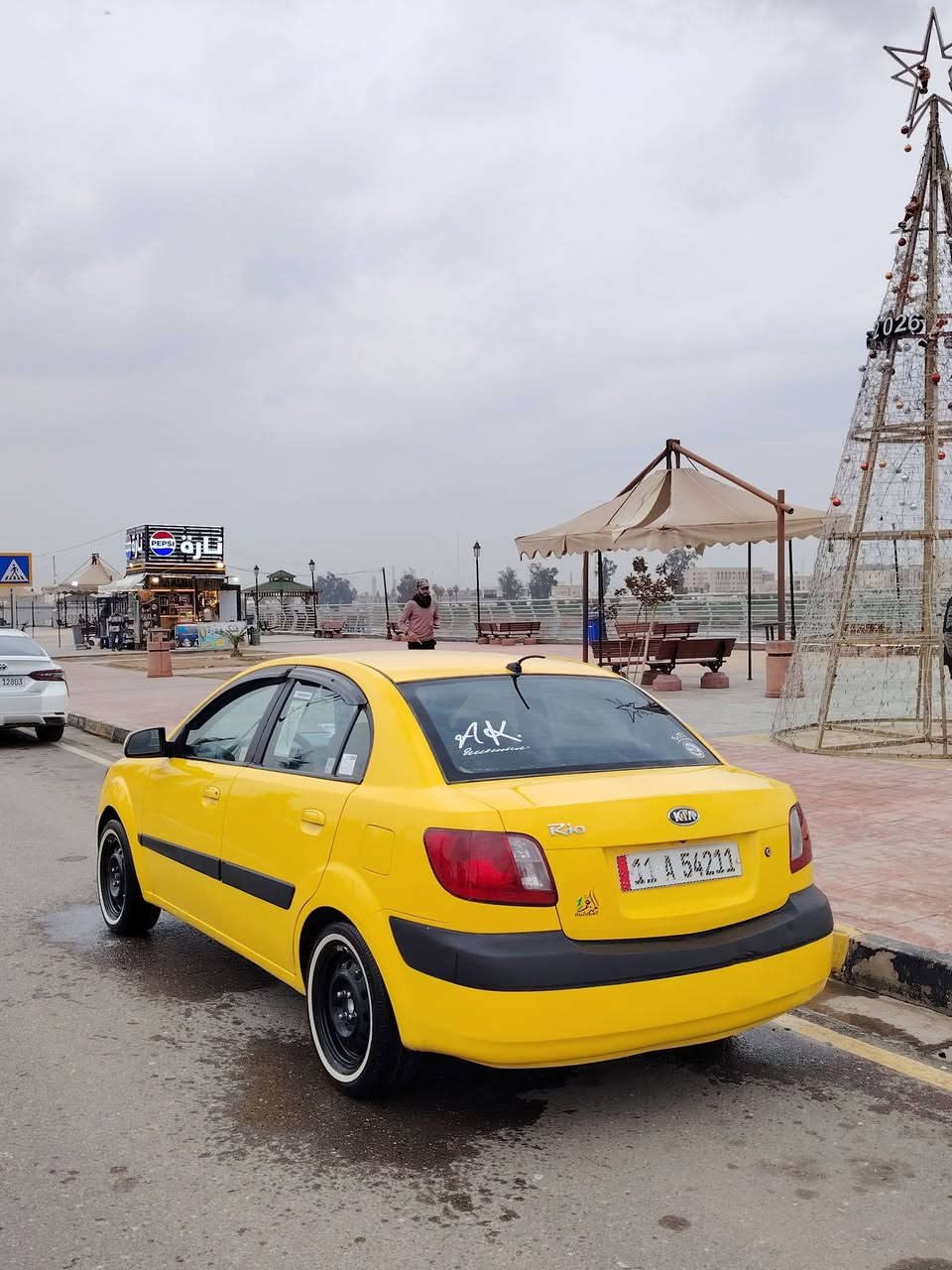 السلام عليكم كيا ريو موديل 2008 كندي بدون ظرر وبدون معجون اني الشرعي شرط الوكالة والتحويل هيه وغرامات صفر السعر 88 وبيها مجال شي قليل غير متواجد عل الفيس الشراي يتصل ***********
