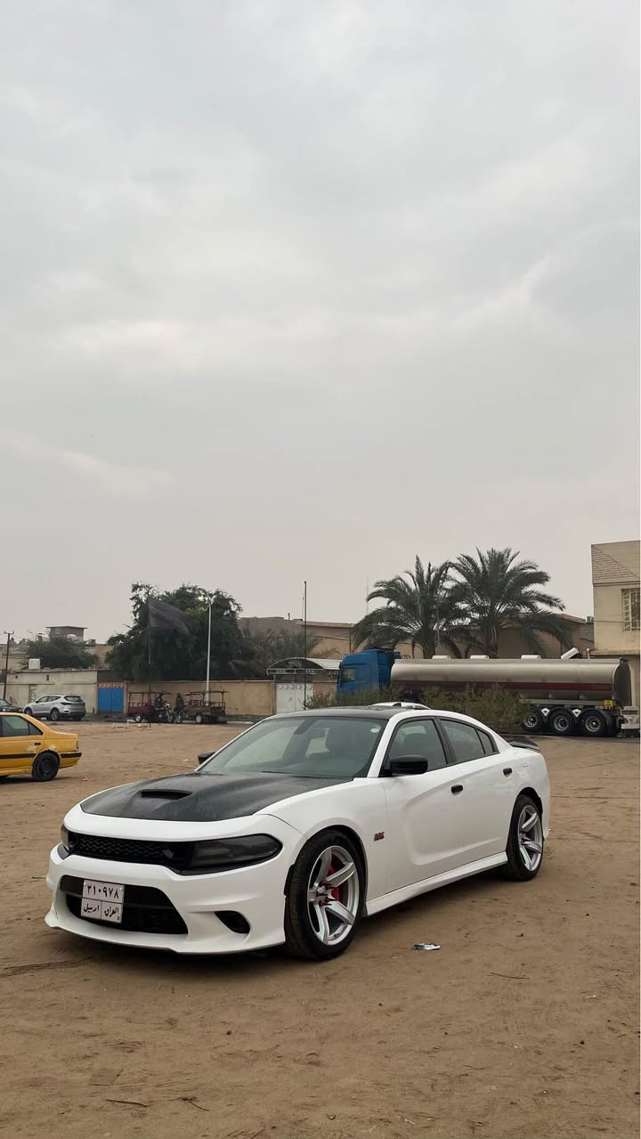 جارجر دايتونا rt5700
فول موصفات 
ضرر فقط بنيد شبر منه مصلح ومصبوغ 
والباقي مكفوله 
رقم اربيل بسم شركه 
البصره الزبير
السعر 220بيهه مجال
مديل 2017
*********** البصرة, العراق
