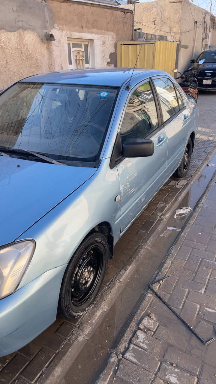 سلام عليكم وكل عام وانتو بالف خير  لانسر ٢٠٠٥ سياره معمره جديد مايحتاج اي نقص بيهة مصبوغه سياره عام بيهة فقط جاملغ بي معجون اي ضربتهة جاملغ خلفي فقط سعر ٦٢ $ وبيهة مجال مكاني بغداد *********** /***********
تجي تشوف سياره تعجبك والله احله من الصوره
