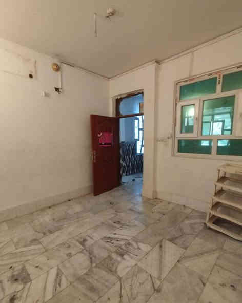 دار للأيجار او للبيع حي الجامعة في النجف
( ٥٠ م)طابق ونص كونكريت منطقة ٢٩ يقع على شارع ٢٠
إيجارشهري( ٣٥٠ الف)مقدمة ثلاثة أشهر.
البيع( ١٣٠ مليون)الطابق الأول غرفة وصالة ومطبخ مع مجموعة صحية.الطابق الثاني غرفة سويت وصالة.ارضية مرمر
مكتب الغدير
***********
