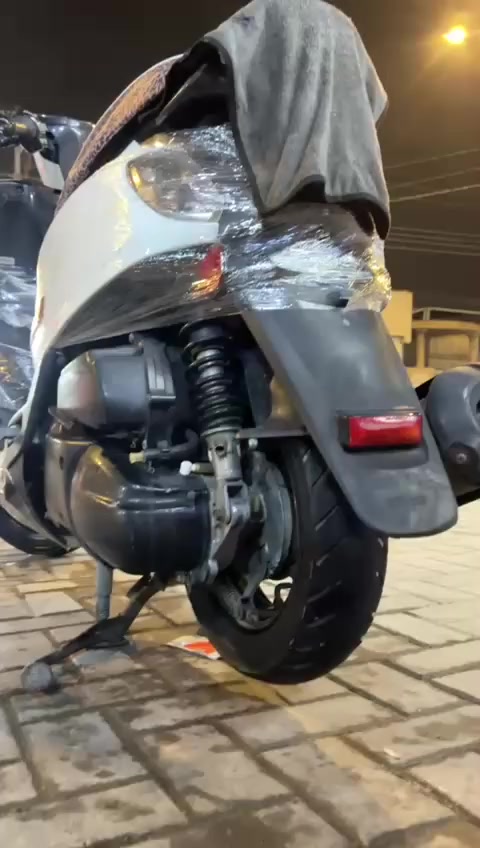 سلام عليكم دراجه بوليسي مديل 2015 بعدهي وكيل السعر 1150 وبيه مجال للشراي *********** مكاني بصره ابو الخصيب العوجه والدراج نوزل مو كابريته
