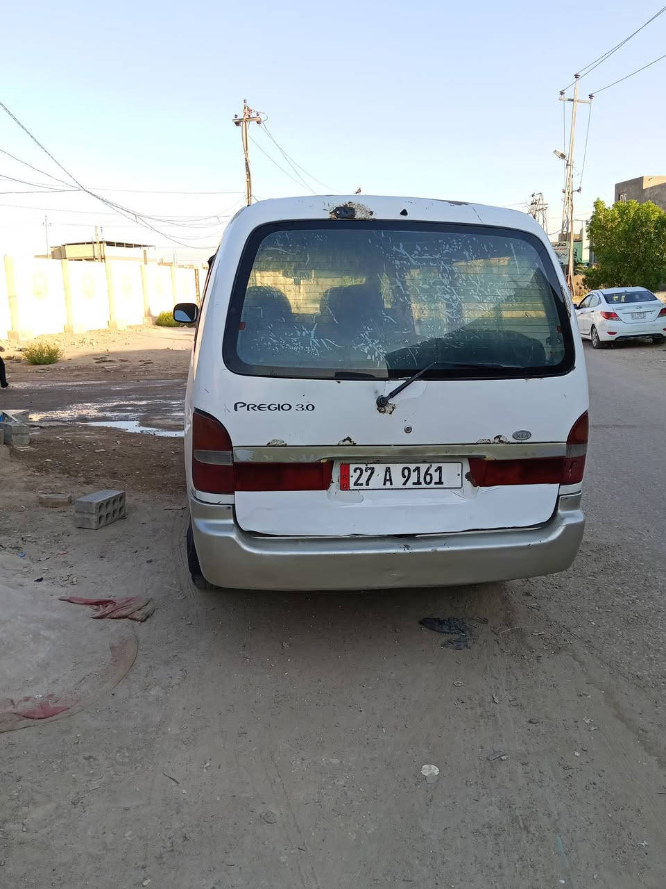 السلام عليكم كيا بريجو للبيع موديل 96 سنويه لل31رقم نكليزي السياره بلاديه قطرت صبغ مابيها شواصي اربعه كفاله باتري سلف دوشمه جديده كهربائية كلها شغاله مكانها نجف كوفه  السعر خاص هاذا رقم راعيها *********** هاذا رقم راعيها اني مكلف بل نشر ول مو شراي لا يكسر بحلال العالم ول رزق على الله
