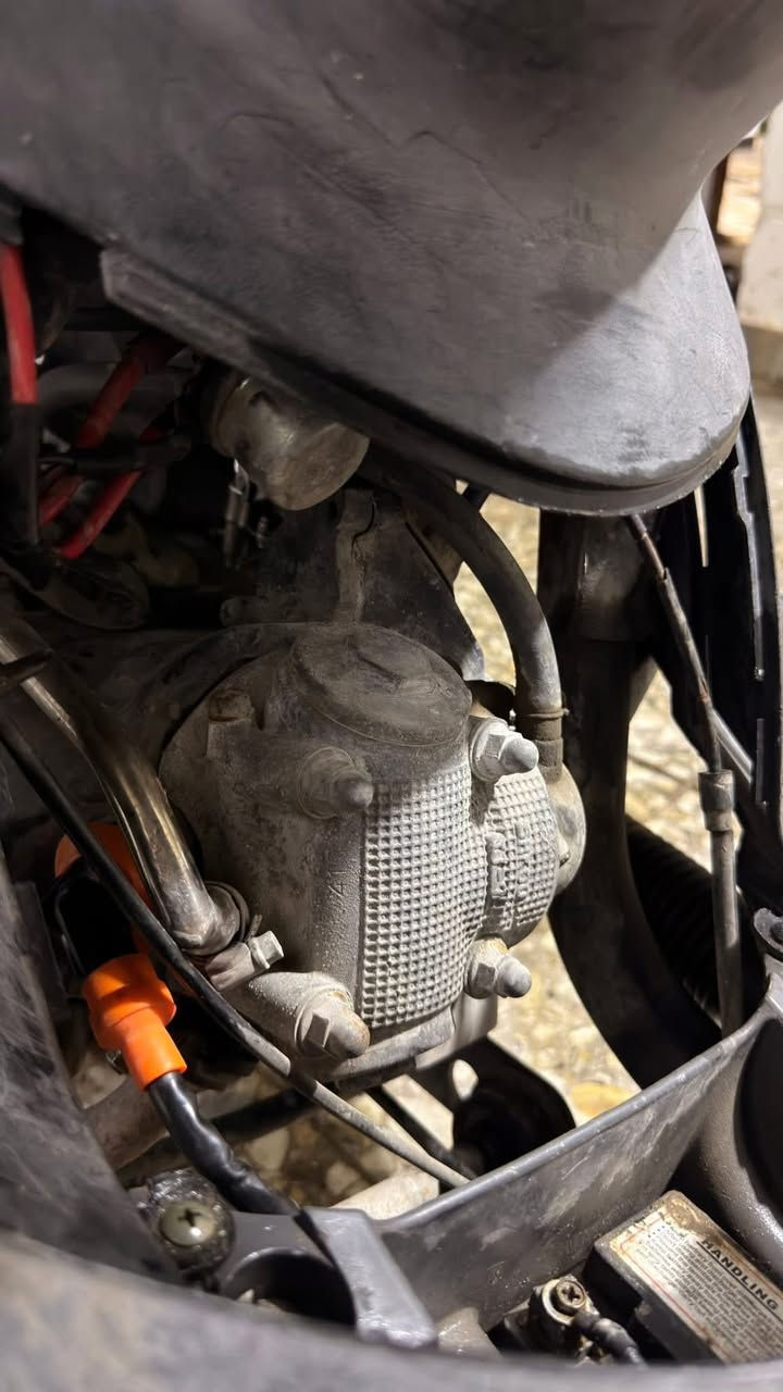 نقصها راس وكلج خلفي دراجه بلاديه برغي ما مفتوح بيها مكاني مدينه الصدر 450 وبيها مجال بسيط نكره سلف هندر بأي وقت  راسلني خاص وتدلل


**إذا كنت صاحب هذا الإعلان وتريد حذفه لأي سبب، رجاءا أرسل رسالة إلى الدعم الفني**