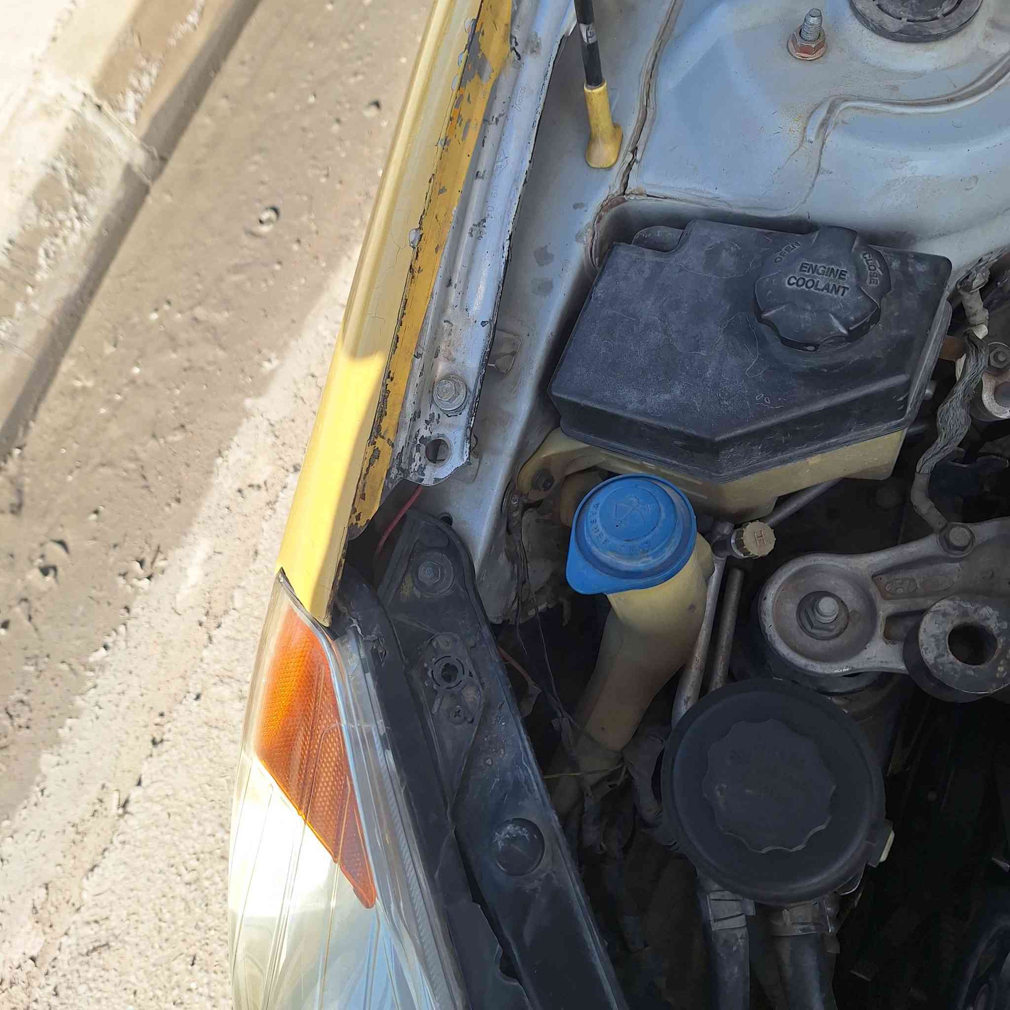 للبيع
تفاصيل داخل صوره  اكسنت دبدوب ٢٠٠٨ شرعي بل موصل الايمن شرط تحويل محرك كير شرط سعر ٨٣
هاتف ***********.
