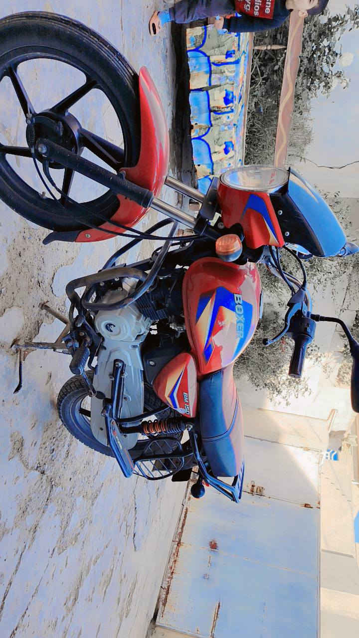 السلام عليكم دراجه بوكسر موديل 21  مرقم انكليزي  للبيع الاتصال على الرقم ***********
