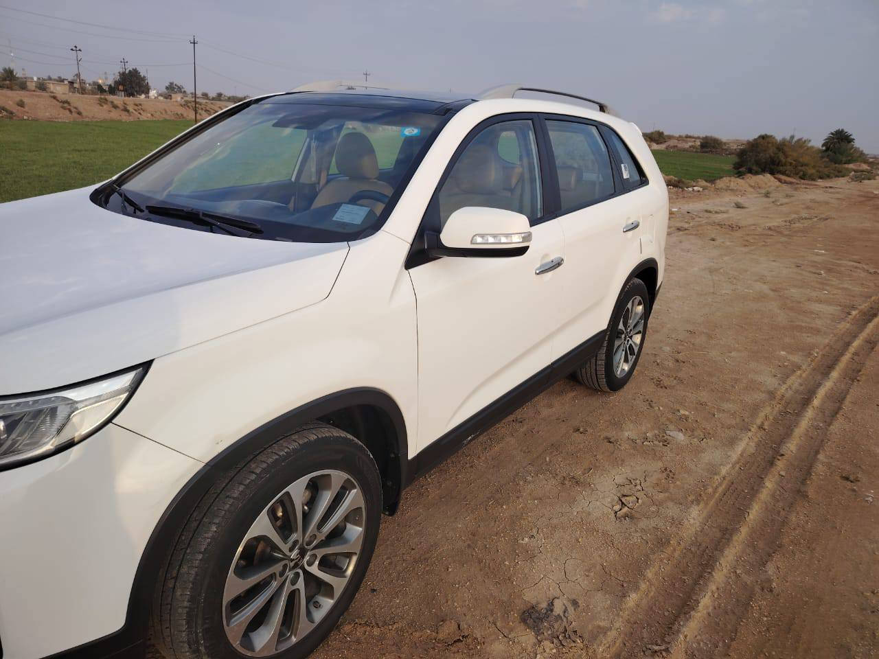 السلام عليكم
سورنتو ٢٠١٤ للبيع خليجي فول واحد على واحد 
جلد. بصمه. بانوراما .دوش لايت  حساس خلفي امامي كاميرا 
محرك 6سلندر  3500 مكفوله ما عدا بارد موضح بالصوره 
كير محرك حداديه مكفوله 
ماشيه 200 الف 
السعر 205 وبيها مجال 
مكانها بابل /الكفل
رقم بابل باسمي 
للتواصل *********** غير متواجد ع الفيس
