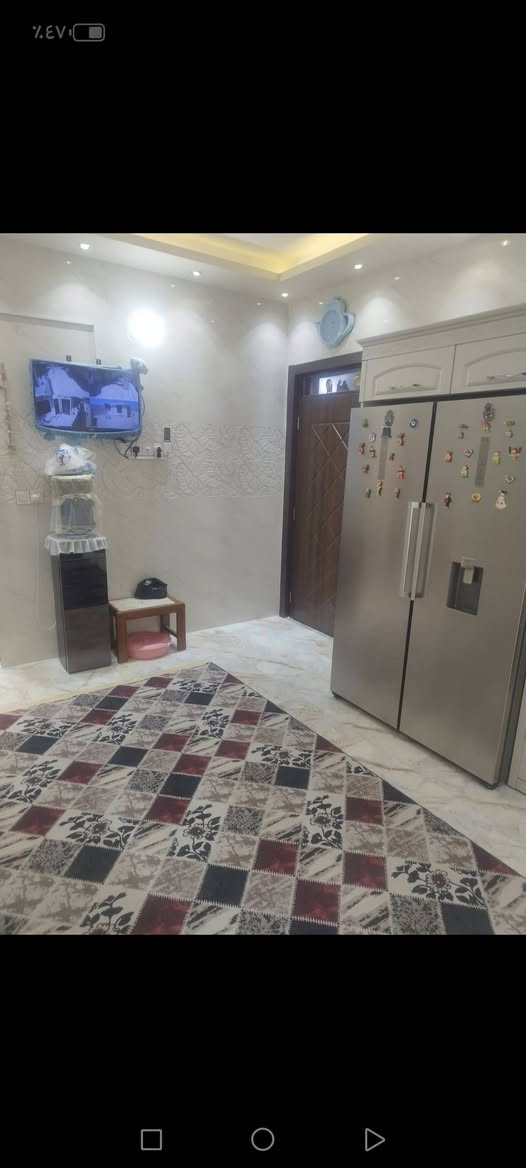 للبيع بيت بالكاظميه بالطي شارع الصافي الفرع السابع مساحته 150 ااواجهه 9 ملك 100 أوقاف 50 للاستفسار الاتصال على الرقم ***********
