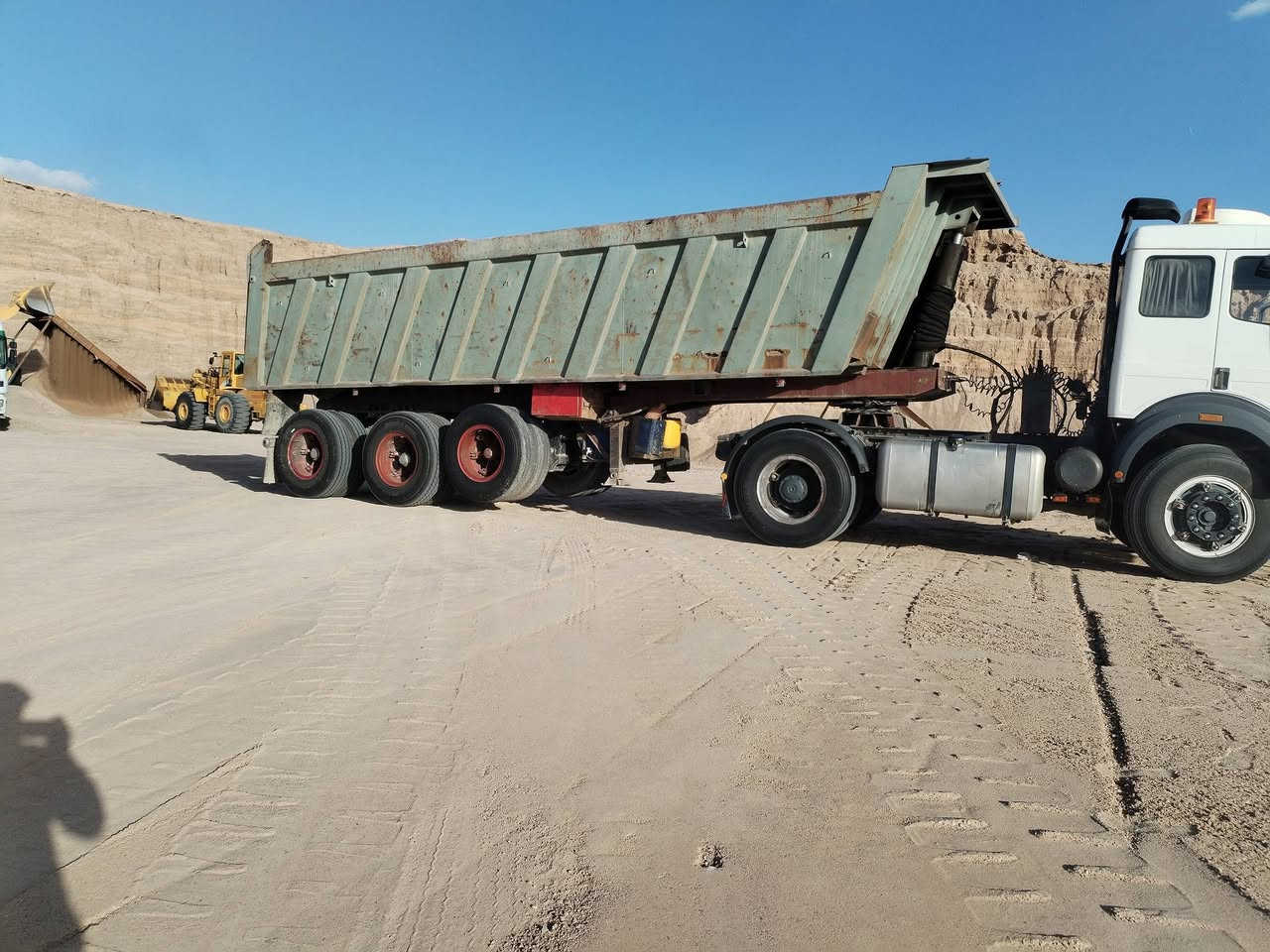 سلام عليكم عربانه مايلر ألماني خفيفه تخم تاير كهربائيات كامله شاصي مكفول كفاله عامه من صبغ وفطر مجموعه براد 16 دناكير 3 رفاع فارغه 20 ونج هايفه اصلي ماعايزه برغي ذرعته 30 بلاديه مكان سماوه او يرهم مراوس بعربانه دار قصاب لاستفسار ***********
