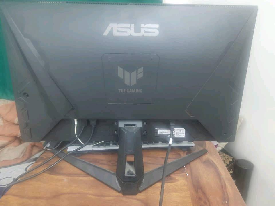 السلام عليكم
تجميعه كامله

R5 3600 معالج

 b450m بورد

Rtx 3060 12G كارت مبدل معجون حراري 

Ram 2x8 16G 3200 رامات

 deepcol مبرد غازي

Hdd 1t هارد

ssb 128G هارد

ATX 650w  بور سبلاي

==============================
شاشه ASUS مع الكارتونه مالتهه وملحقاتهه 
ASUS TUF VG279QM1A  
تدعم display port + hdmi 2.1
280 hz
حجم 27
Full HD
نوع  Fast ips
زمن الاستجابه 1ms
ممتازه جدا للالعاب
======================
ups  اونلاين من شركه apc

=====================
سعر الشاشه : 300
سعر التجميعه : 800
سعر اليو بي اس : 70
+
ماكو توصيل تجي تفحصهه
وبدون ترجيع
الموقع: بغداد