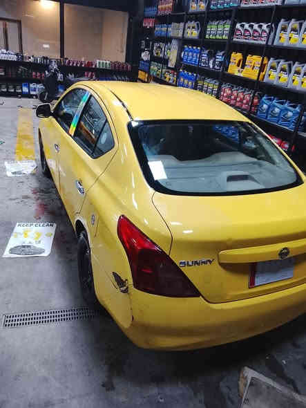 السلام عليكم سياره سني 2014 هندي كير عادي مكينه وكير وتبريد تخم تاير نضاف خير من الله سياره خليجي شركه العامه السيارات رقم نجف سياره مشروع وطني السعر 75 وبيهه مجال حك الجيه مكان السياره بغداد الامين رقم ***********
