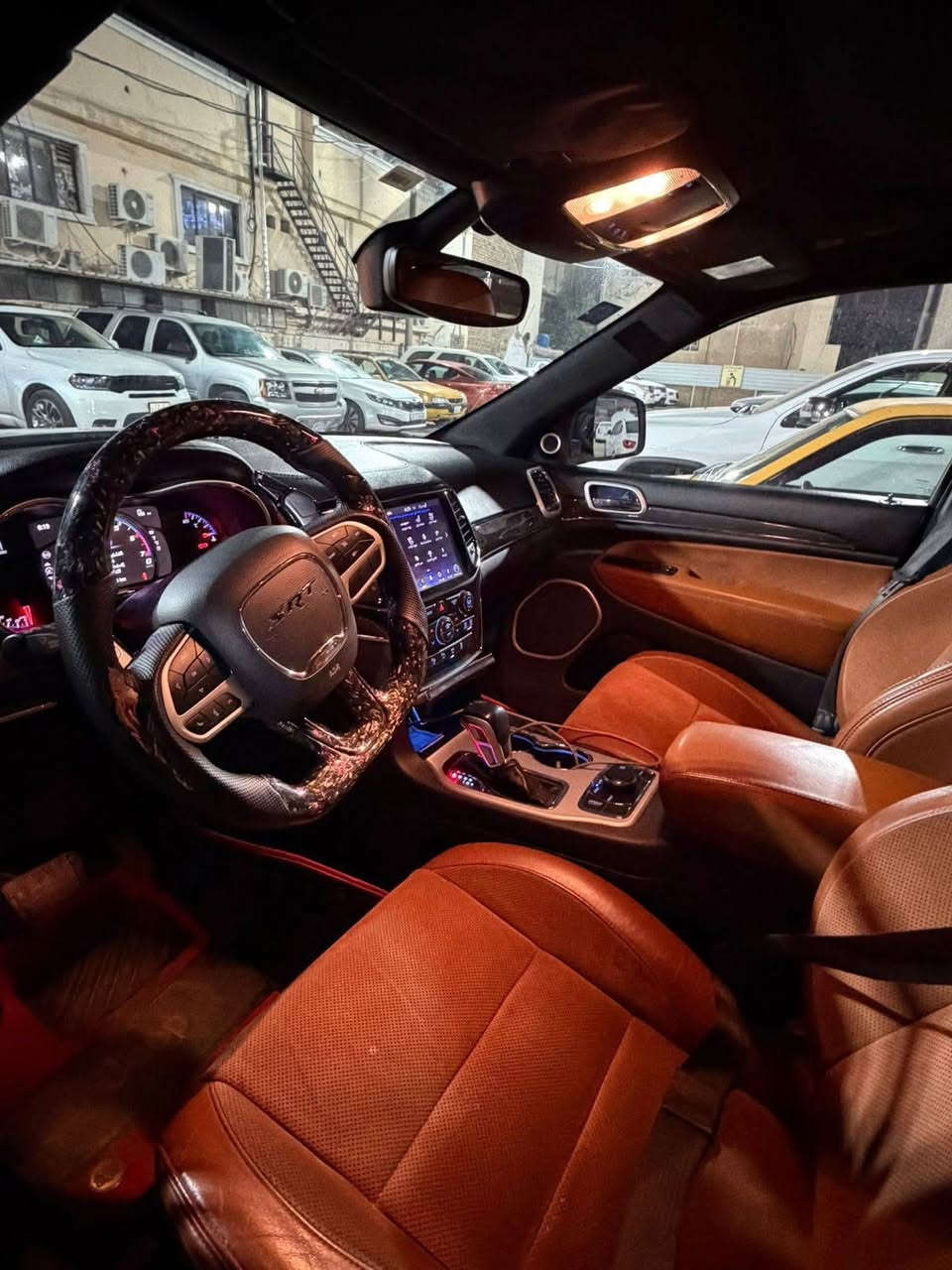 SRT 202  
خليجي وكاله هارلم سياره خليجي ما بيه طخه وحده 
سياره ماشيه 104 الف 
فول موصفات عده رادار امامي 
مكان سياره بلديات رقم تلفون واتسب ***********
