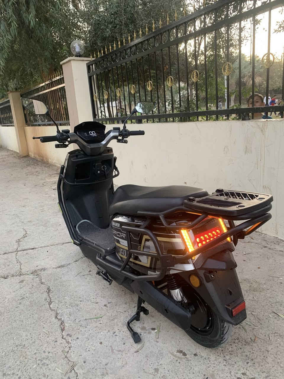 دراكون للبيع جديد
نضام بك 

تثبيت سرعه 

سريحين-بصمتين 

دبل إشاره 

ست باتري 

فول مواصفات 

السعر650

***********
