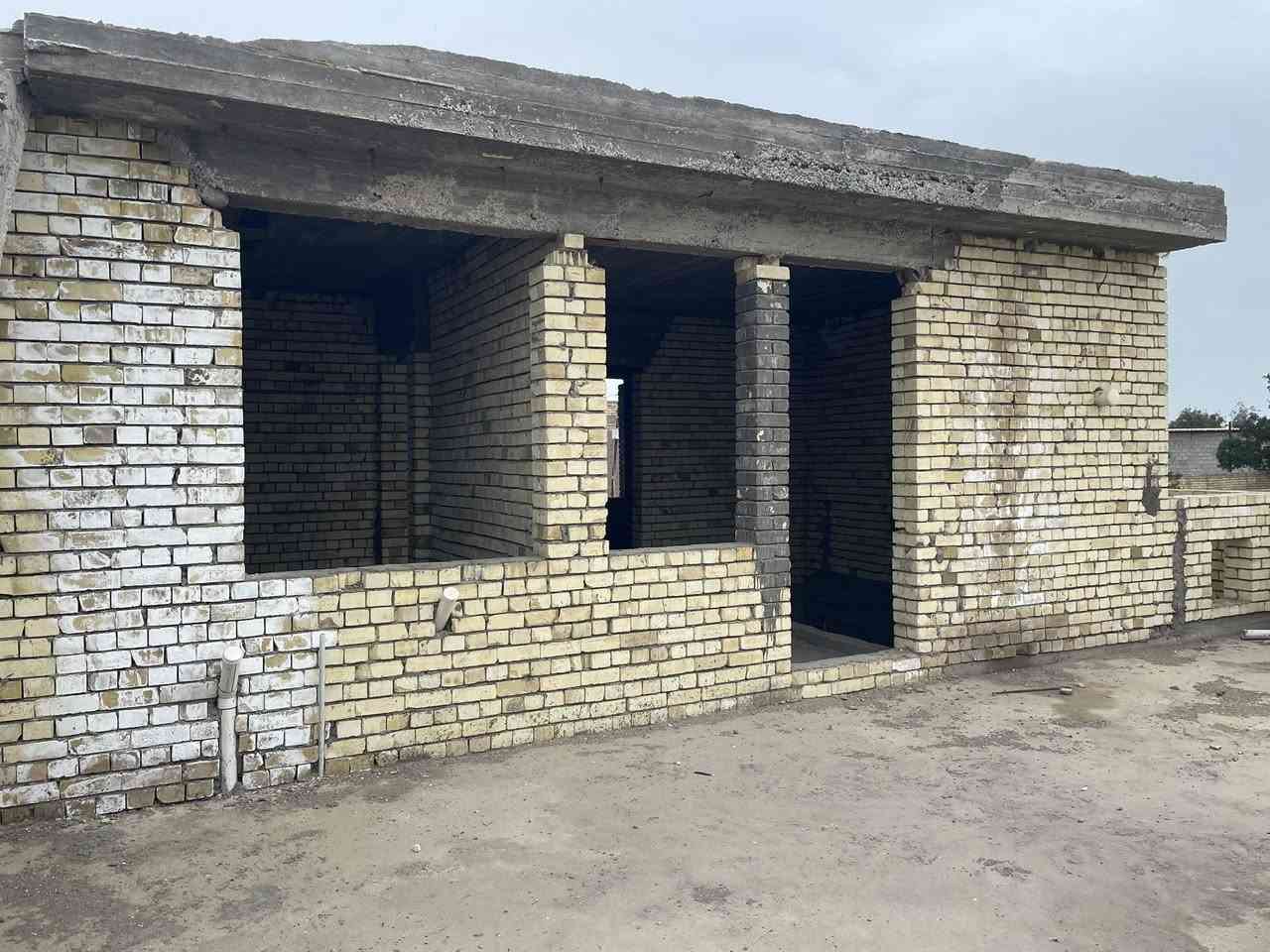 السلام عليكم اخوان هيكل للبيع مساحة ٣١٠متريحتوي على ٥غرف نوم+استقبال+مطبخ بارد+حار منور ساحة درج وباقي التفاصيل مذكورةبالفيديو سعره١٢٥قابل التفاوظ الاستفساراكثر اتصل وتدلل ‭٠٧٧١ ٦٨٩ ٤٧٨٨‬
