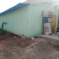 من رخصة صاحب الحساب كرفان للبيع عرض ٤م طول ١٢ م غرفتين وصاله مدخل صحيا...