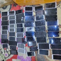 موبايلات قديمة • ١٠٠ قطعة • مستعملة