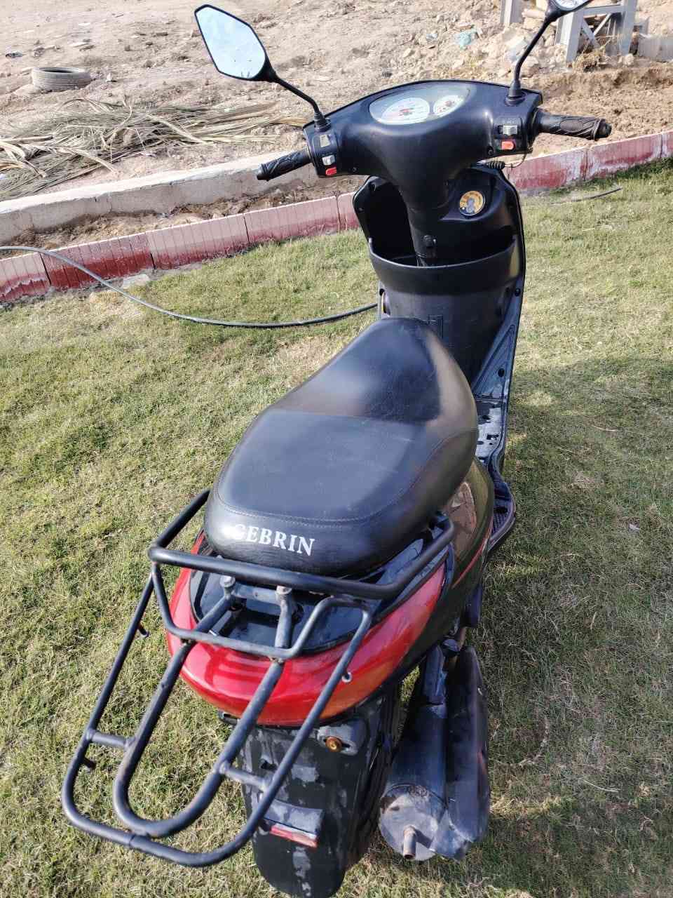 دراجه نوع ياباني (بريز)
موديل 2022 
مكينه مكفوله كفرات بلادي 
غير مستخدمه كثيراً مالت موظف من البيت الى الدائره 
الموقع الديوانية قضاء عفك قرب معمل الثلج 
الشراي يتصل على الرقم 
‏‪***********‬‏
وغير متواجد على الفيس
