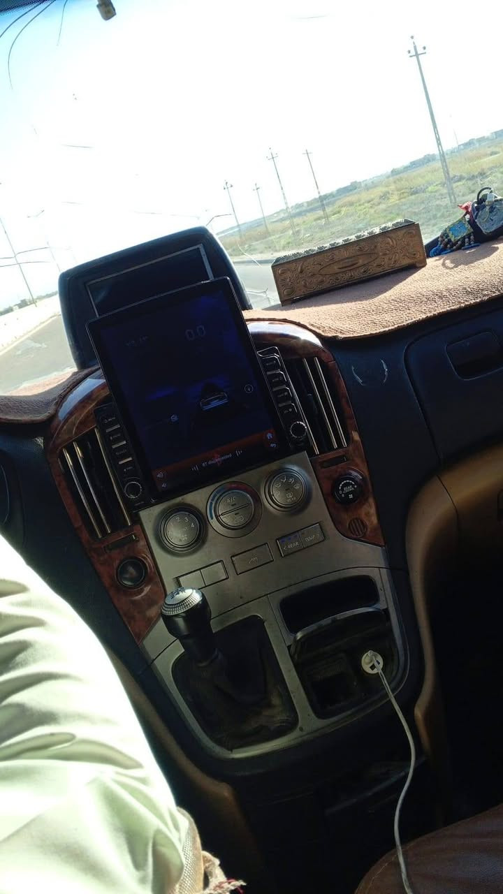 سلام عليكم مديل ١٢ مكفول سيار  ورقم انكليزي مفتوح ومكينتها تنقص سيار حلو شوفت عينك مكان سيار سماو ترهم مراوس مسكر  فقط  وسعر سيار ١٤٥ وبيها مجال بصيط  رلخاص مفتوح وهاذ رقمي ***********  ورزق علا الله
