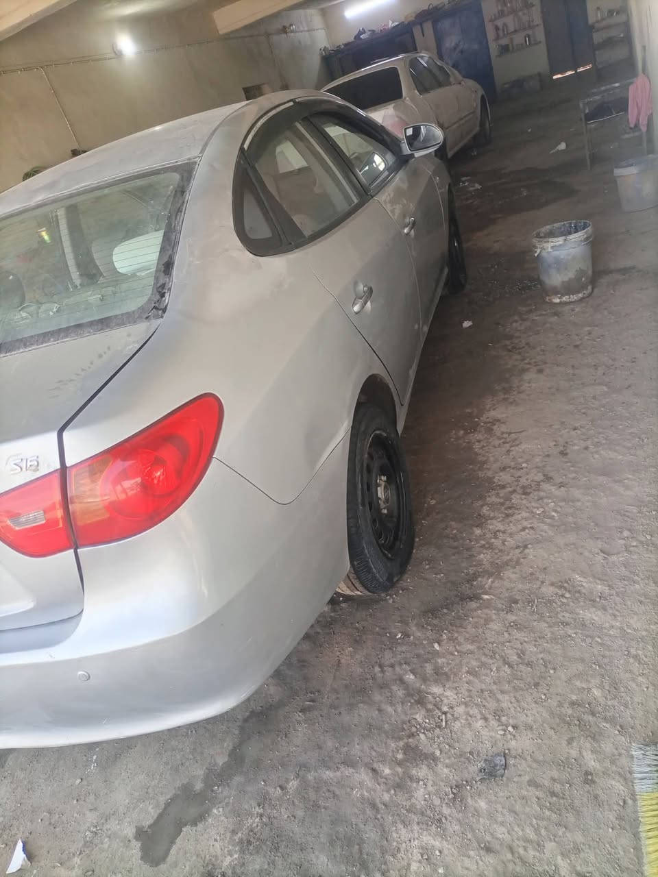 سلام عليكم النترا للبيع
متوم شمالي 
سياره جديده 
بيه ضربه جاملغ خلفي وباب ابيعه عله وضعها
السعر 25بيها مجال 
***********
