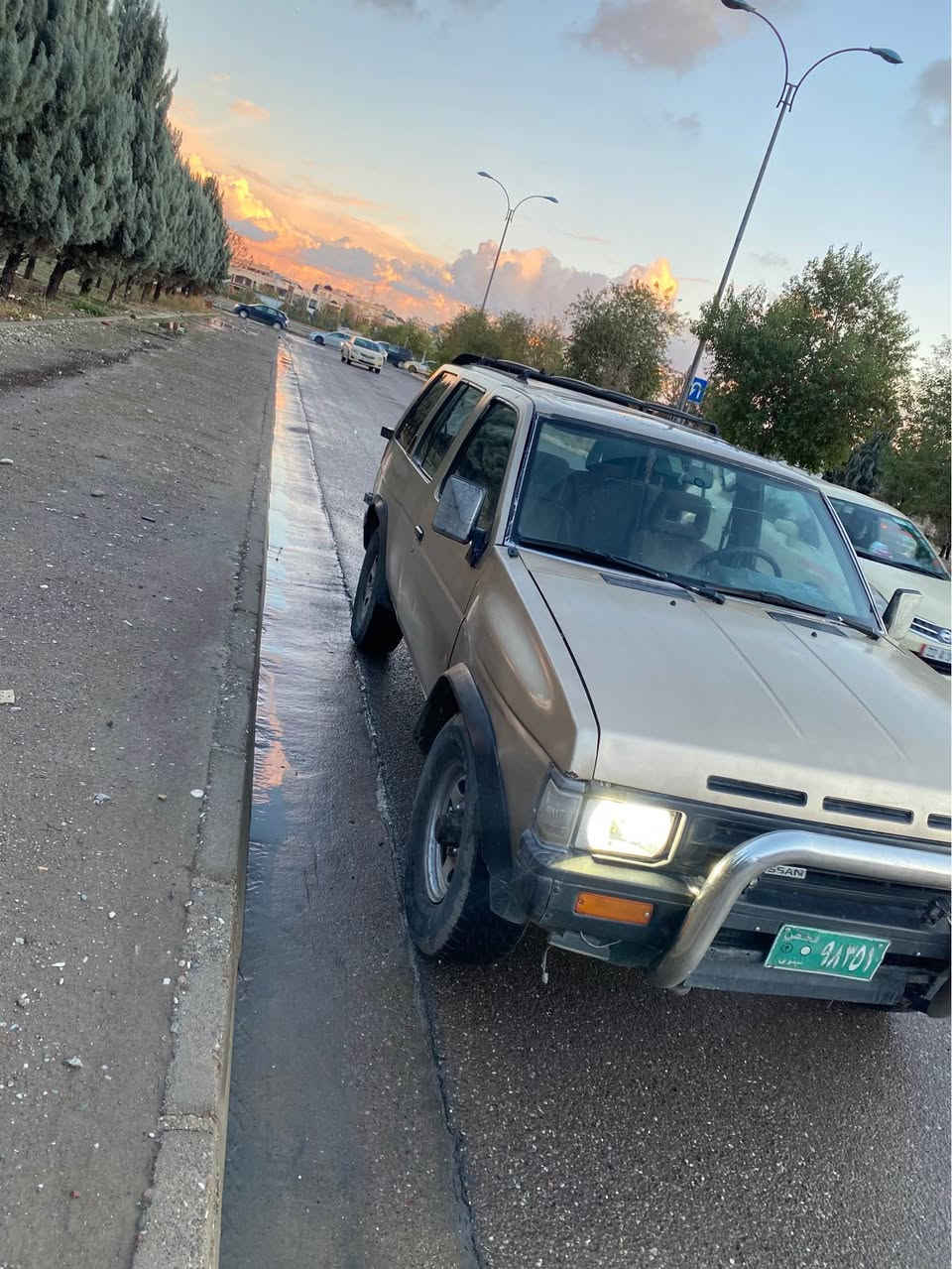 سلام عليكم Nissan pathfinder 1992
گێڕ و مەکینە بەشەرت ئاڕم پلاستیک هەولێر تەقەو ڕەقە بەشەرت کارەبای و گەرمی مەزبوت غاز و بەنزین 
***********شوێن کۆیە Singapore
