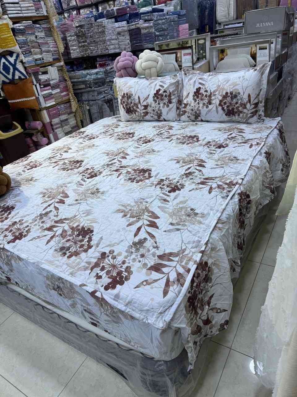 شرشف نفرين مبطن طبي 🔥
 صيفي ثقيل لاستيك كشكش 3قطع 
شرشف مع 2وجه مخده .
السعر 23 الف✅
توصيل داخل بغداد ٥ الاف


**إذا كنت صاحب هذا الإعلان وتريد حذفه لأي سبب، رجاءا أرسل رسالة إلى الدعم الفني**