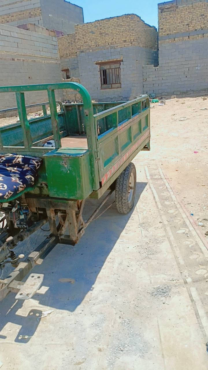 سلام عليكم ستوتة للبيع رقم ابيض نضيفة لسعر 750وبيهة مجال ولشراي يتصل على رقم ***********
