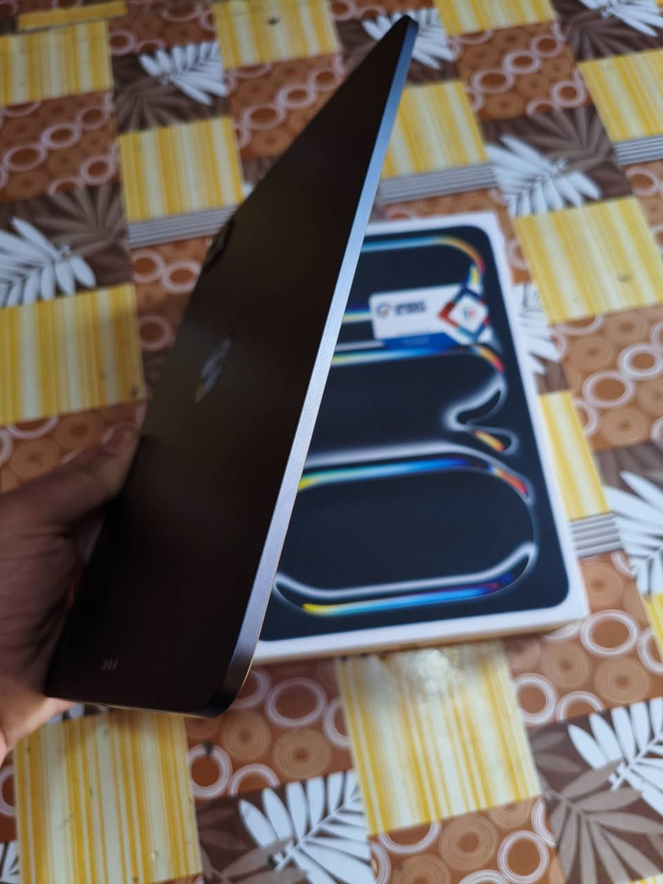 السلام عليك ايباد ابل m4 للبيع
الحجم : 11 انج

البطارية : 100

عداد دورات الشحن : موضحه 80 صارن تقريبن

النضافة : 100/100

مع كامل الملحقات 

السعر : مليون و50 الف

العنوان :بصرة

***********
