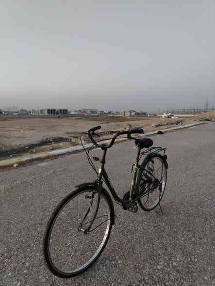 سلام عليكم  بيسكل للبيع او مراوسه لزن زيتوني المرغوب بيسكل نضيف احلا من الصوره السعر 60 وبيها مجال للطيبين  بيسكل حلوه وكدام العين للستفسار الرقم *********** وبيها واتساب او مراسله خاص
