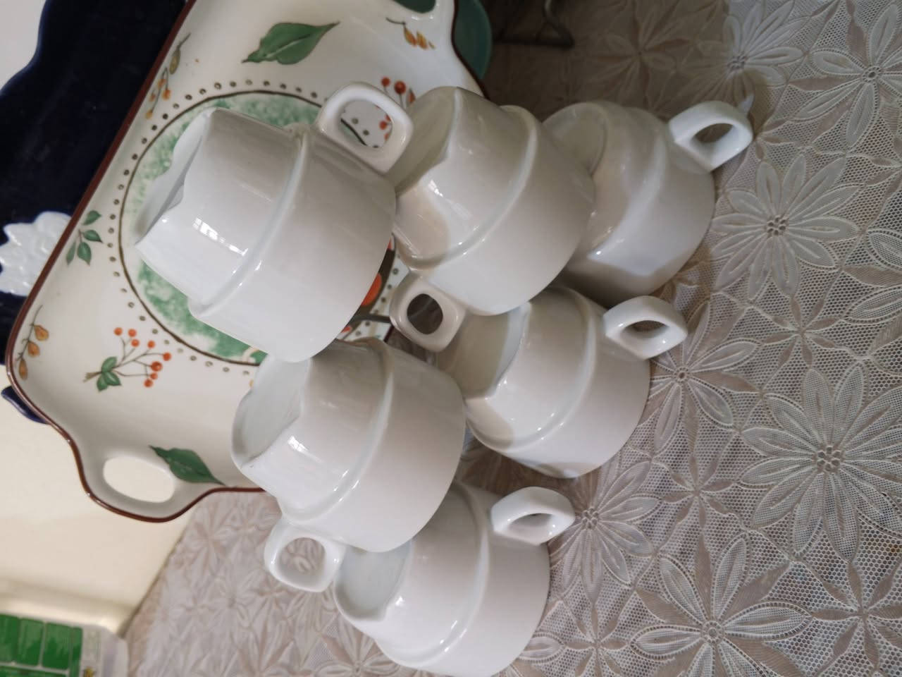 صباح الخير والعافية عليكم 💐💐 
توفر كل التحتاجو من الزجاج
مگات 
فناجين 
صواني بكل الاحجام 
يوجد توصيل


**إذا كنت صاحب هذا الإعلان وتريد حذفه لأي سبب، رجاءا أرسل رسالة إلى الدعم الفني**