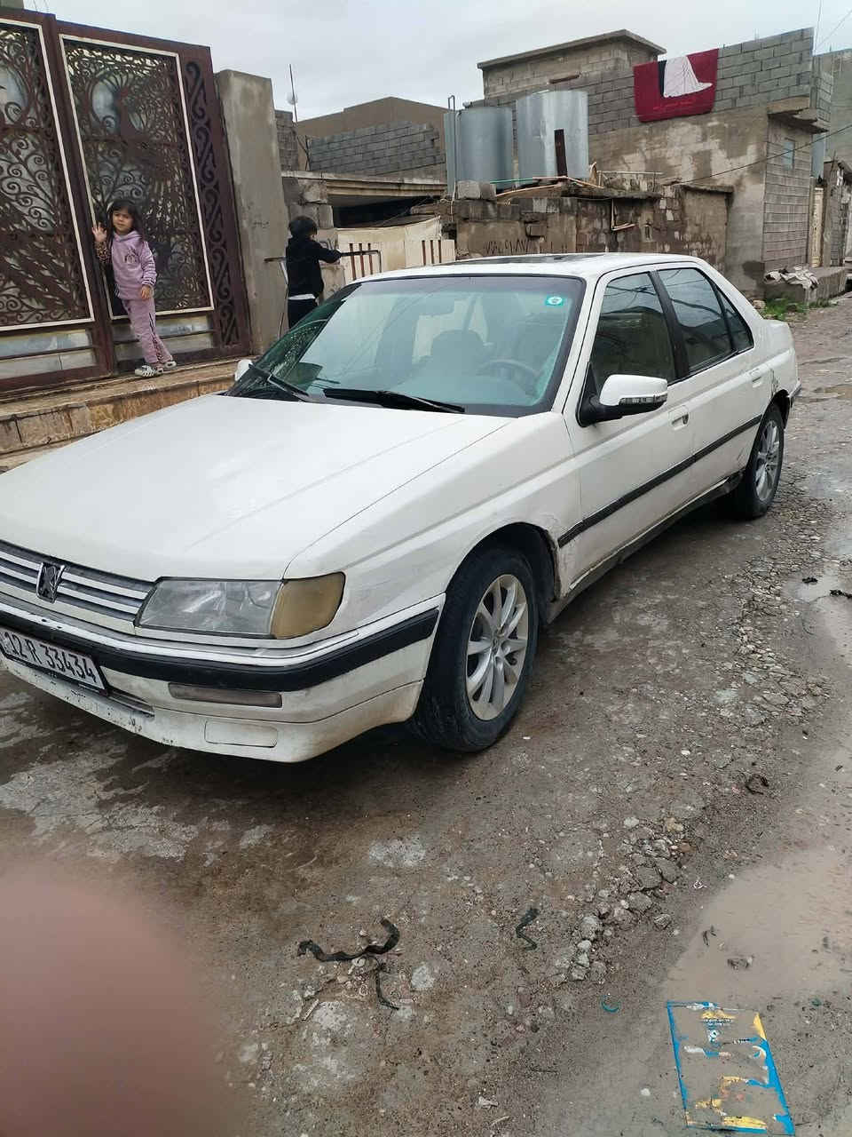 بيجو 605 محرك 4 بستن فول اتوماتيك جامات كهرب قفل مركزي كهربيات كلها شغاله صدر امامي خلفي جديد باتري جديد رقم جديد انكليزي بسمي  سنويه 31 شرط الوكاله والتحويل السعر 28 عنوان موصل حي صدام هاتف ***********
