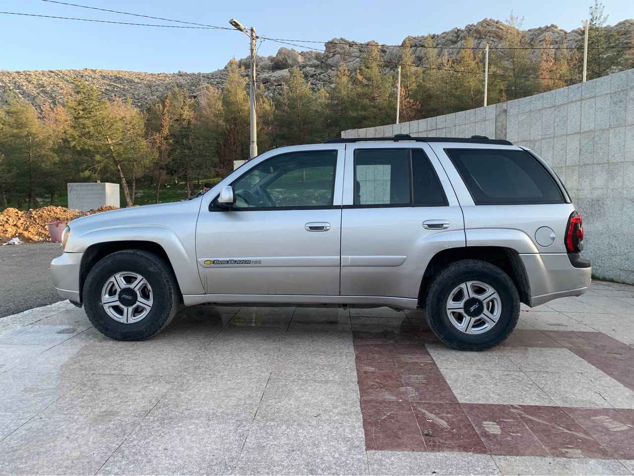 بلايزةر  ٢٠٠٤
گير مةكينة ئةكسل بةشةرت
تةبريد دةبل ئةكسل بةشةرت
غازو بةنزينة هةردووكى بةشةرت
سةيارةكةساغةمووسوبراوة نيية
دةحمو ليدراوى نيية
كامل كارةباى توندو تؤلى بةشةرت
***********
وةتس ئةپ+فايبةر رانية, السليمانية
