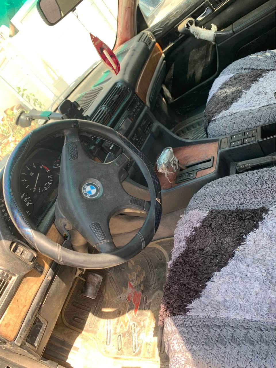 بي ام 735 موديل 92 فول مواصفات مشروع وطني سنويه جديده كير او محرك شرط سياره نظيفه فقط صبغه شوي تعبان  مكاني كركوك رقم واتساب *********** سعر 27 وبي مجال بسيط كركوك, العراق
