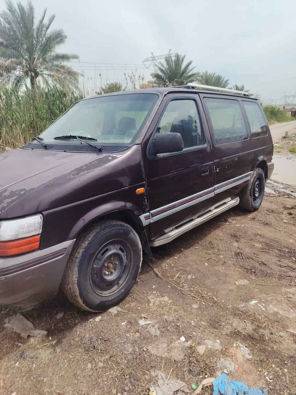 دوج گلايسر موديل 1993 ارقامهة أنبار سعرهة 35ورقة وبيهة مجال للاستفسار الانصال على الارقام 
*********** 
***********
