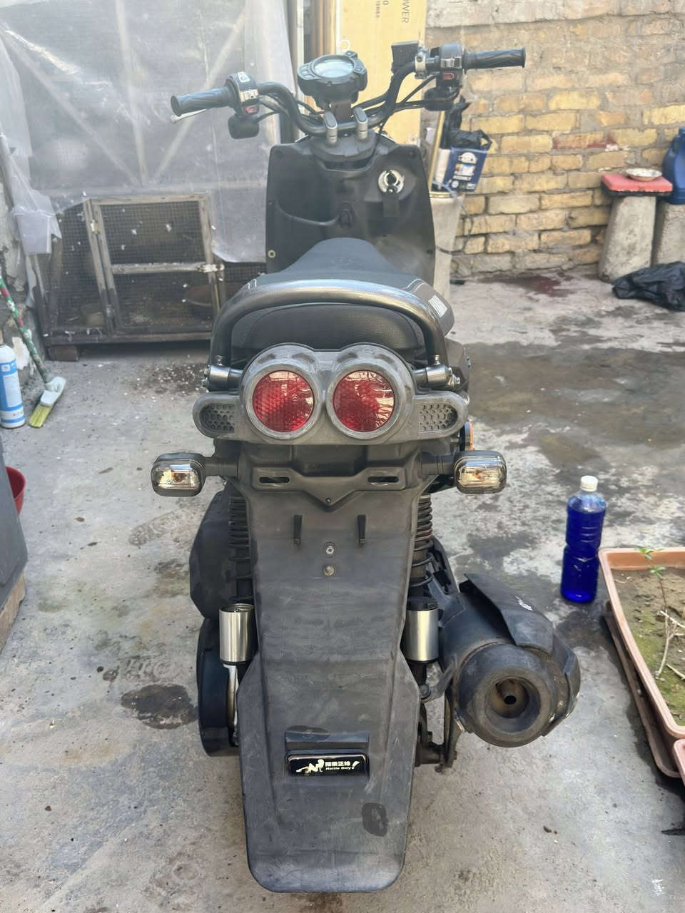 سلام عليكم سكنس كفالة جديده 2015 عامهه إذا برغي جنطه مفتوح تأخذها بلاش بيها مكينه كلش قويه ناعمه خرسه سعر 1150وبيه مجال كلش كلش بسيط للتواصل ***********
