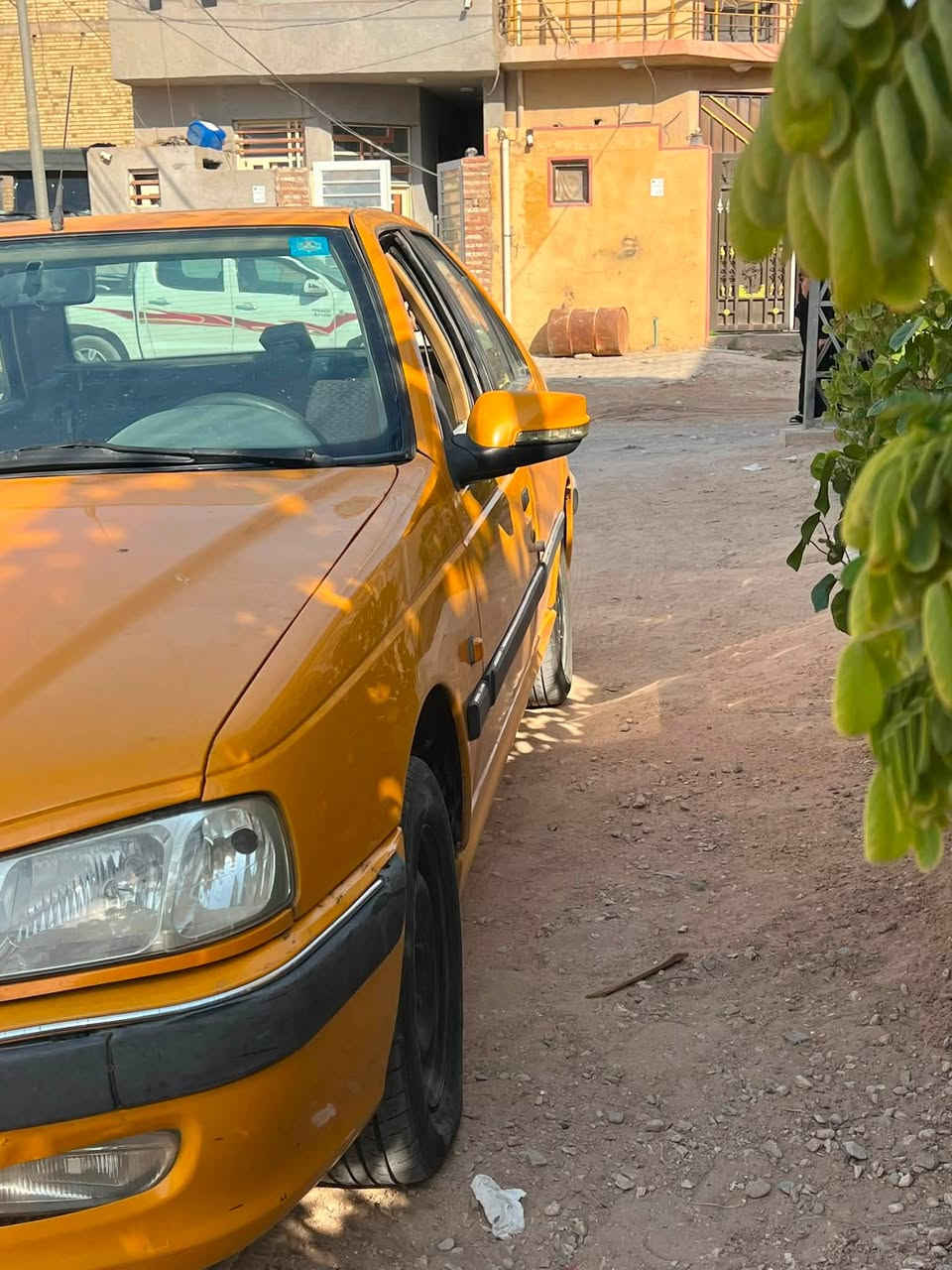 سلام عليكم
 بيجو بارص موديل 2018 مكينه كير تبريد بشرط ، حداديه جديده صدر كامل قبل 3 ايام شادها  برغي ما عايزه  السياره مصفره هيئه وغرامات تخم تاير  رقم بابل دولي تحويل ثاني يوم بيها 3 قطع صبغ بدون دواخل السياره احلى من الصور بهواي 
50 وبيها مجال للأستفسار أتصل *********** 
***********
المكان كربلاء
